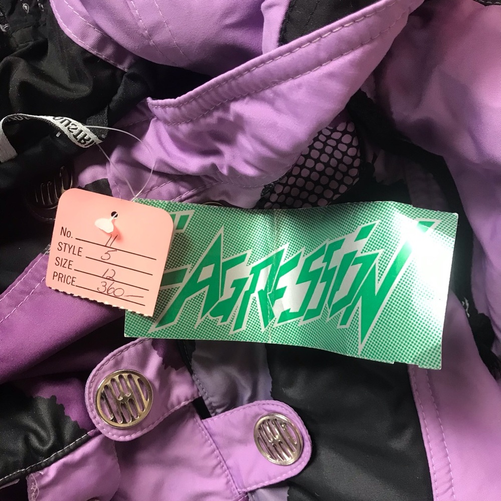 Ski Jacket - Picture 3 of 5
